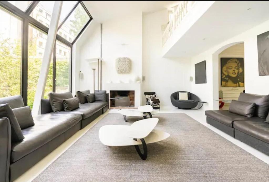 Alesia Villa